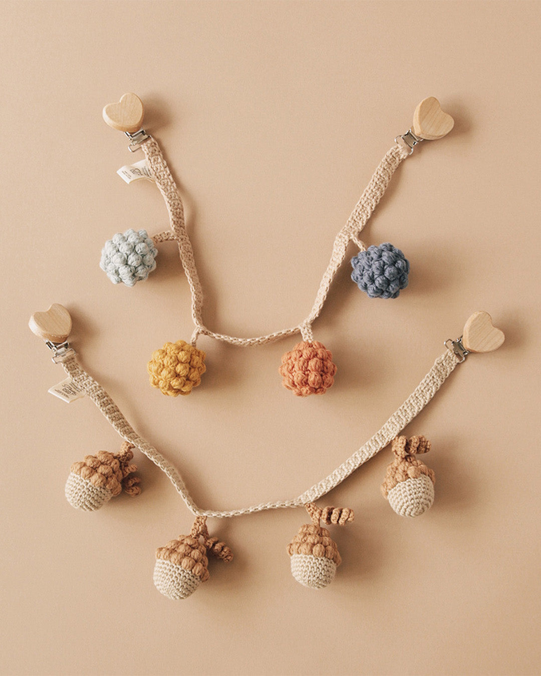 Patti Oslo Norge Acorn Pram Chain | caramel Music Mobiles & Pram Chains