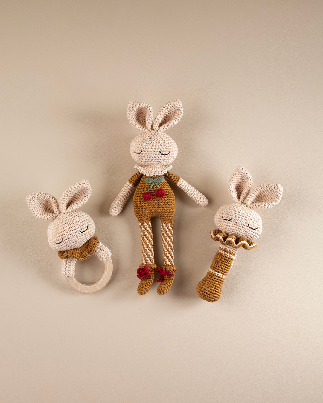 Patti Oslo Norge Britney the Bunny Rattle I ecru Teething Rings & Rattles & Baby Gym Toys