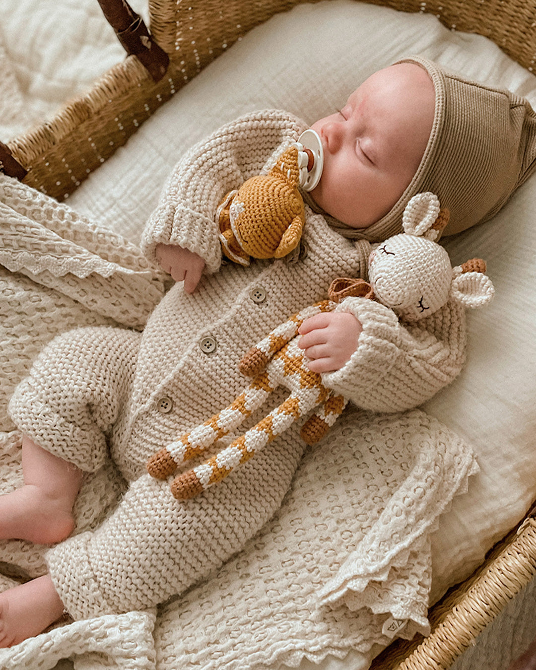Patti Oslo Norge Goldie Giraffe | ochre overall Organic Soft Toys