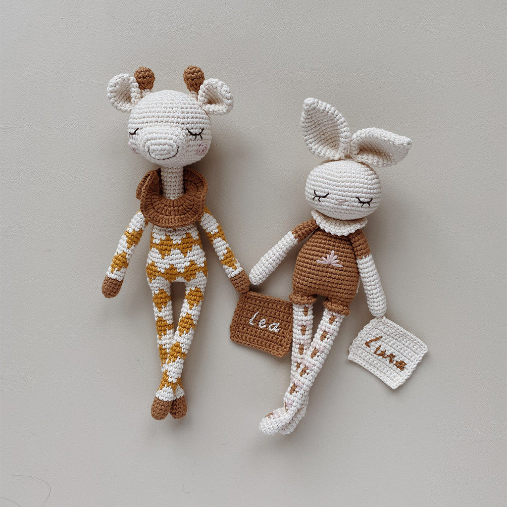 Patti Oslo Norge Personalised Goldie Giraffe | ochre overall Organic Soft Toys