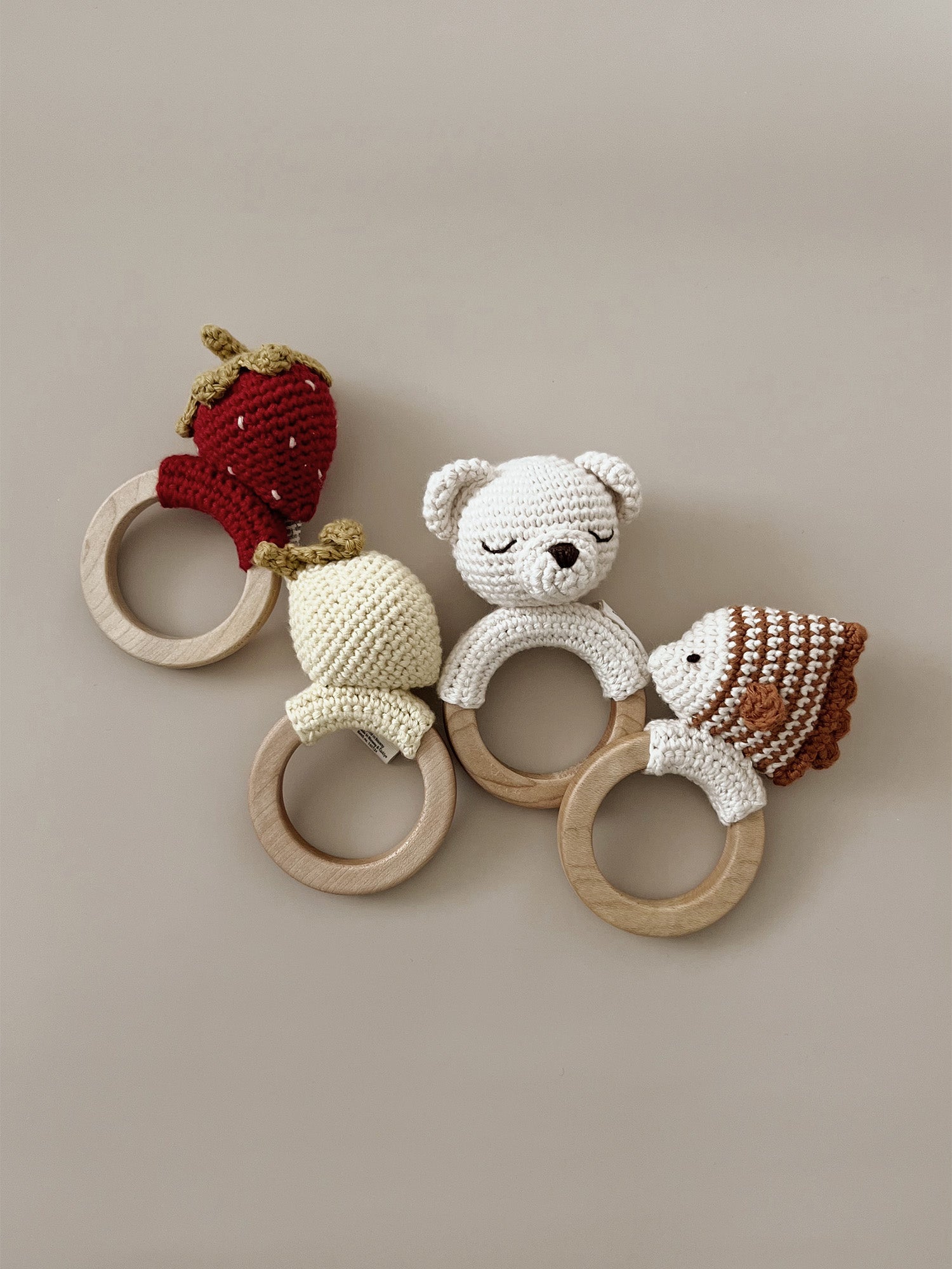 Patti Oslo Norge Isbjørn Bitering | cream Teething Rings & Rattles & Baby Gym Toys