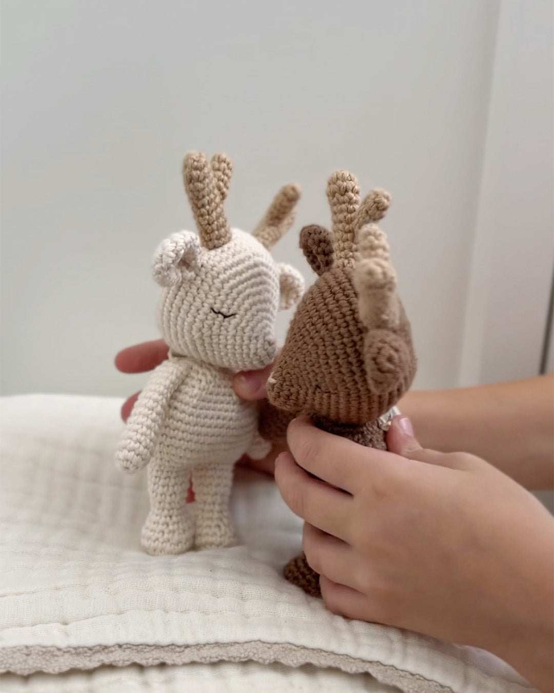 Patti Oslo Norge Reinsdyr Mini Kolleksjon I cream Organic Soft Toys