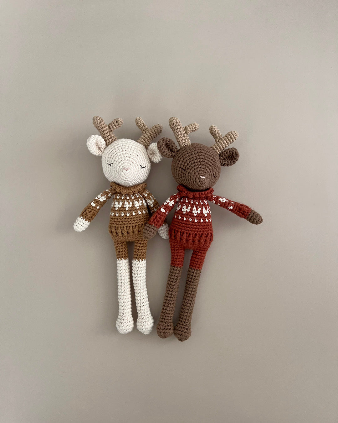 Patti Oslo Norge Robin Reindeer I hearts sweater caramel Organic Soft Toys