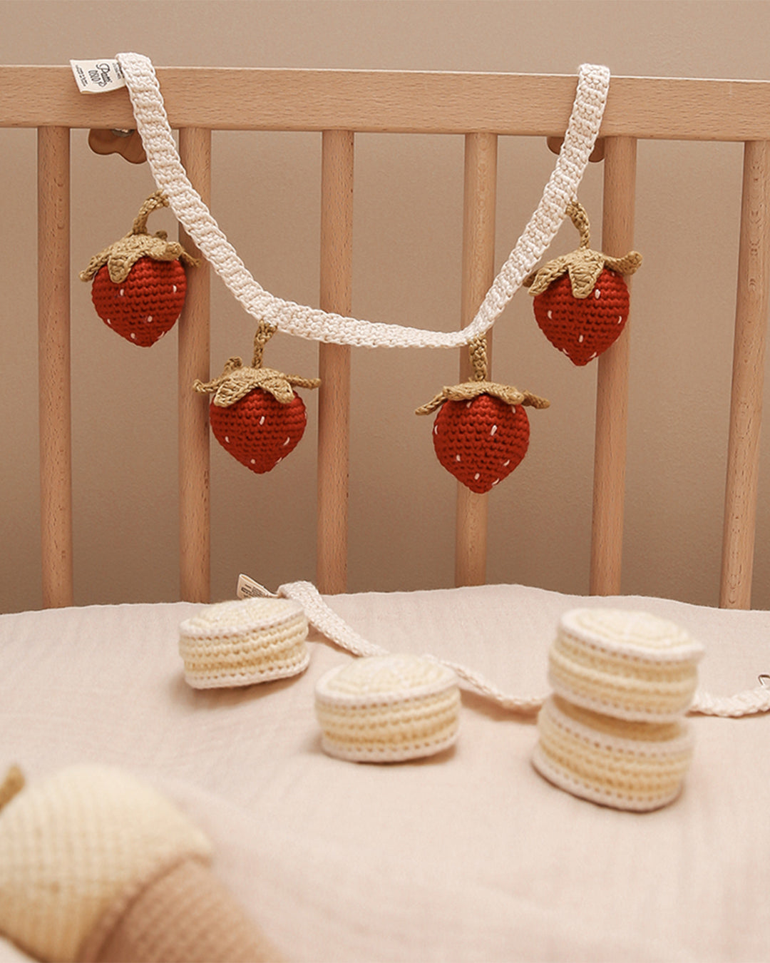 Patti Oslo Norge Strawberry Pram Chain | with bell Music Mobiles & Pram Chains